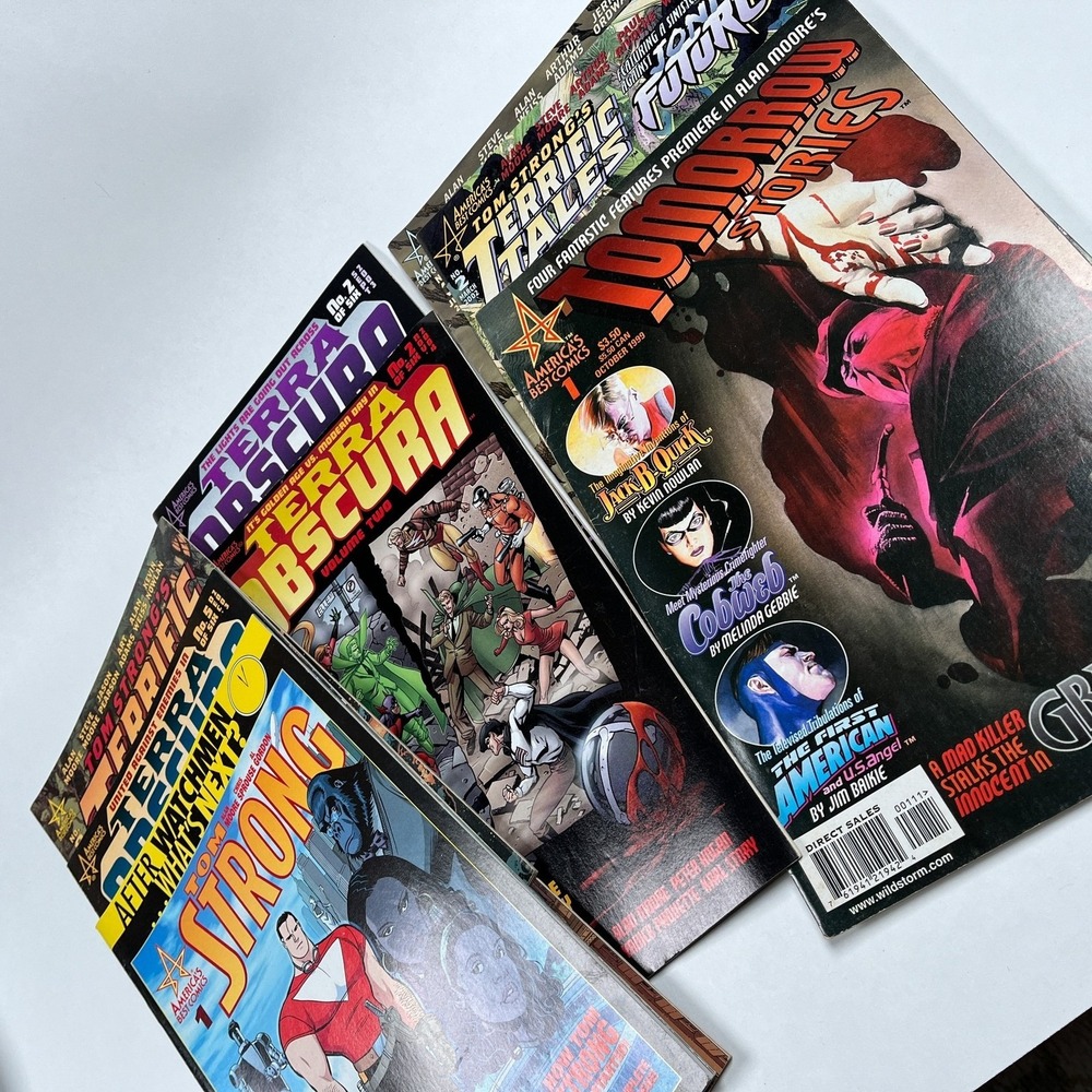 Comic Lot Alan Moore Tom Strong, Terrific Tales, Terra Obscura &Tomorrow Stories